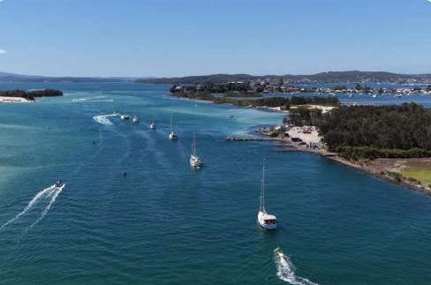 Marine rescue leading through the channel